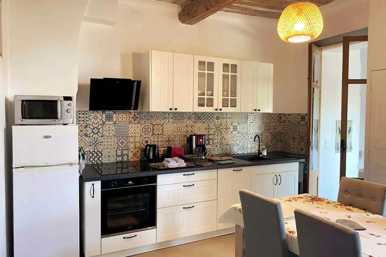 Appartement Provencal Avec Terrasse Dans Le Var Les Arcs-sur-Argens Exterior photo